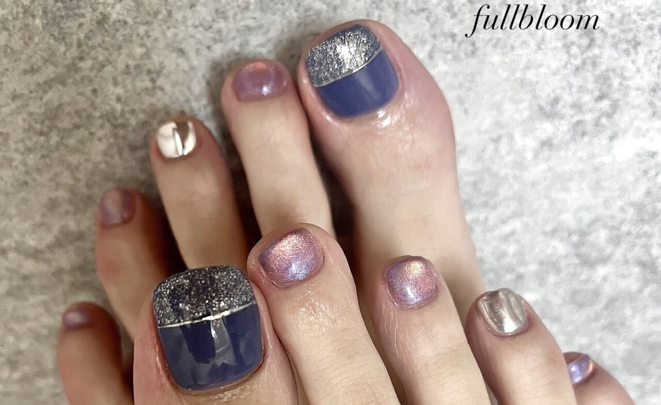 フットネイル　ワンポイントアートネイル